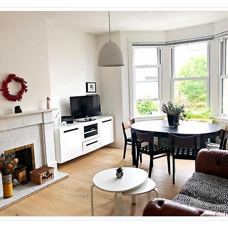 Spacious And Modern 2 Bedroom Flat Near The City Centre EDI Kültér fotó