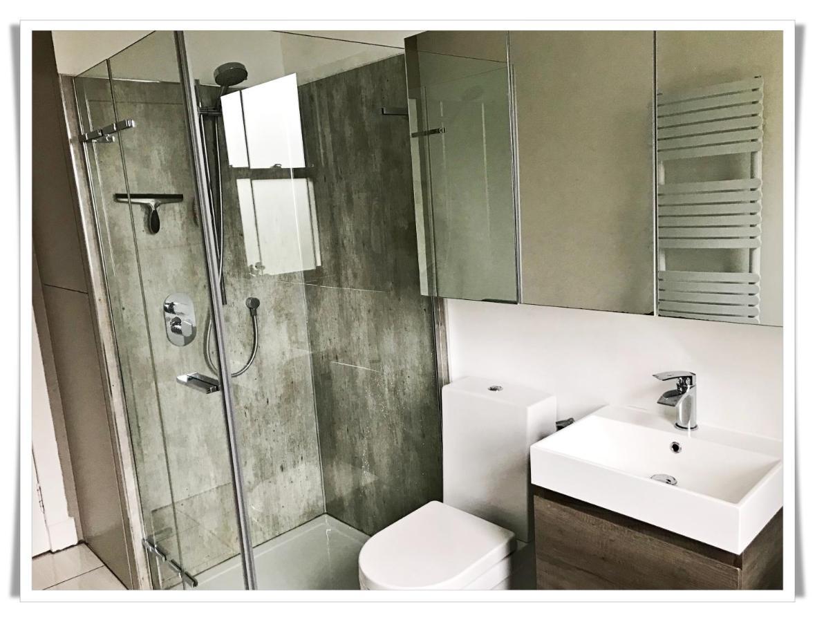 Spacious And Modern 2 Bedroom Flat Near The City Centre EDI Kültér fotó