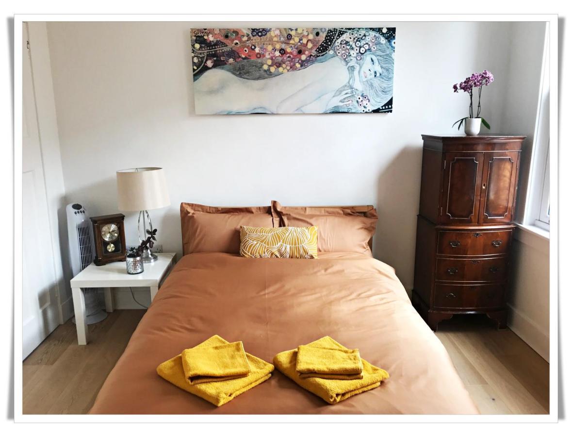 Spacious And Modern 2 Bedroom Flat Near The City Centre EDI Kültér fotó