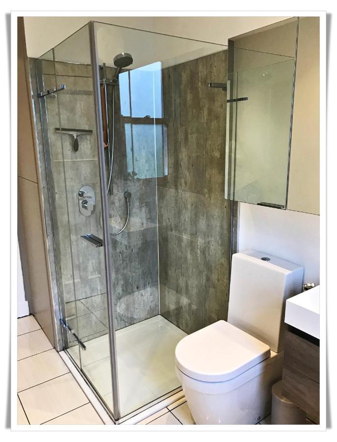 Spacious And Modern 2 Bedroom Flat Near The City Centre EDI Kültér fotó