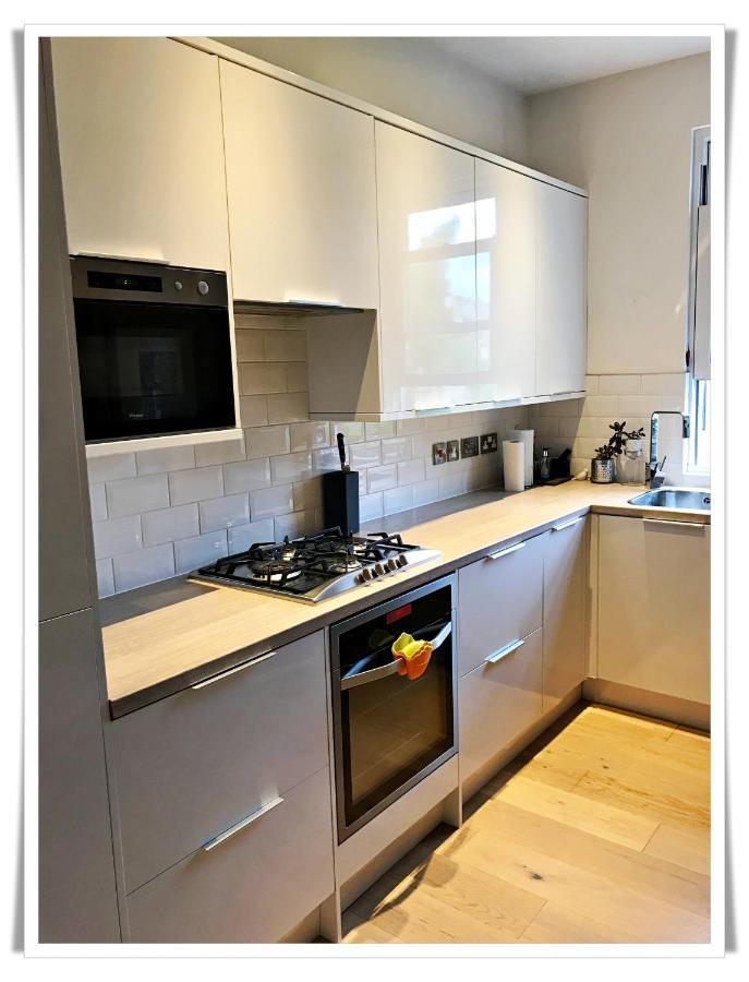 Spacious And Modern 2 Bedroom Flat Near The City Centre EDI Kültér fotó